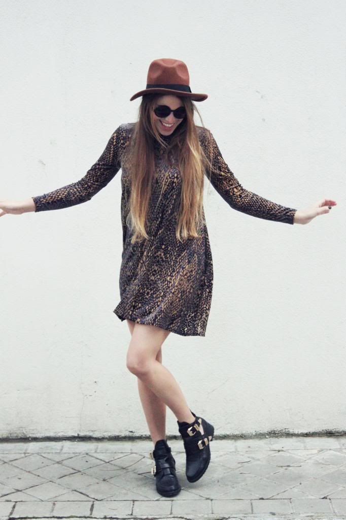 photo GATRIMONCOATAXPARISDRESSCHOIESBOOTSZEROUVSUNNIES4jpg_effected_zps973789a9.jpg