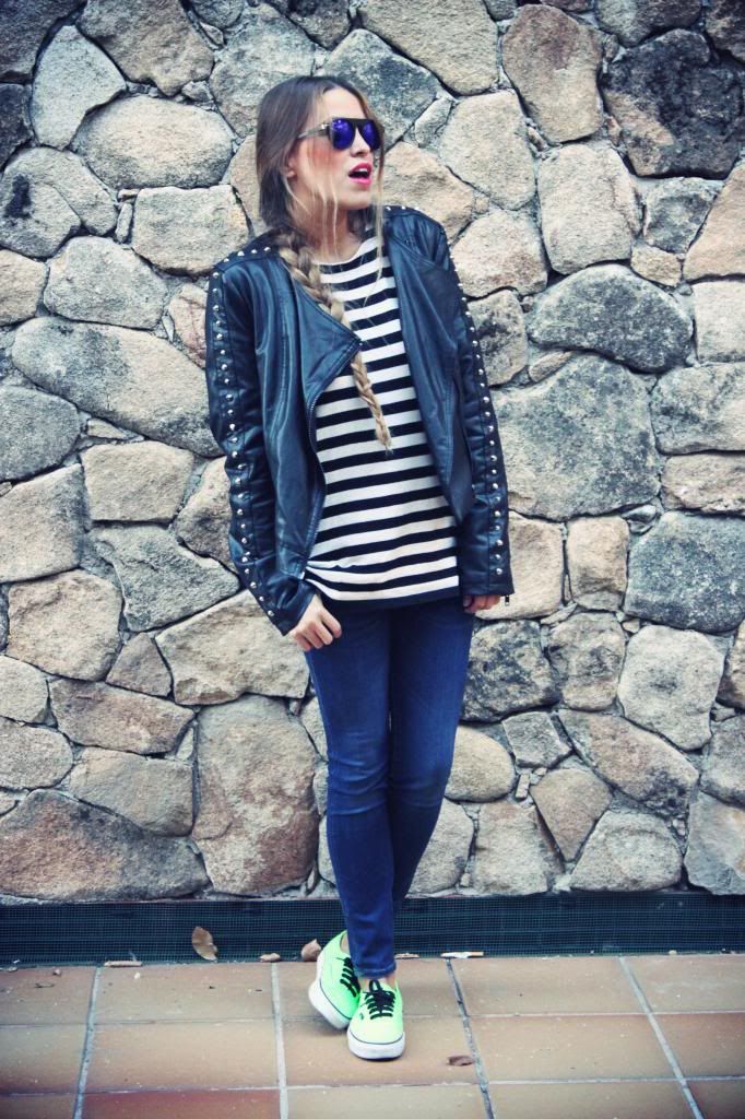 photo MOTELROCKSLEATHERJACKETSTUDDEDLEATHERJACKETNEONVANSDENIMZARAJEANSMIRRORSUNGLASSESPURPLELENSSUNGLASSESZEROUVASOSBAG8jpg_effec_zps284ba6ed.jpg