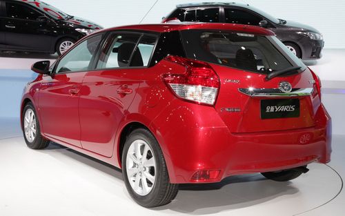 toyota yaris cũ