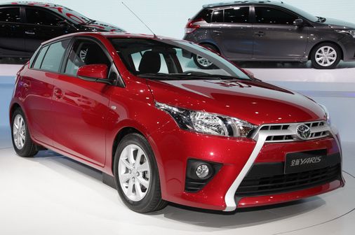 xe toyota yaris 2014