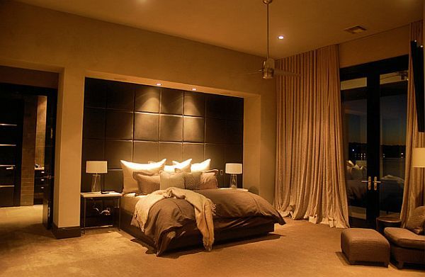 photo breathtaking-master-bedroom-design-with-beautiful-lighting.jpg