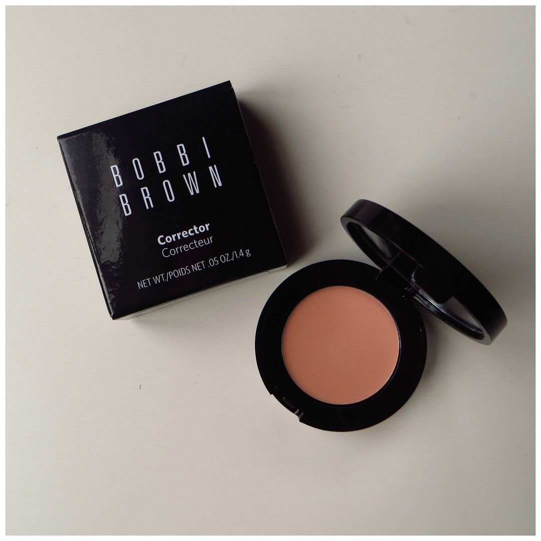 FLOATING IN DREAMS Reviews . Makeup . Fashion . everyday beauty made