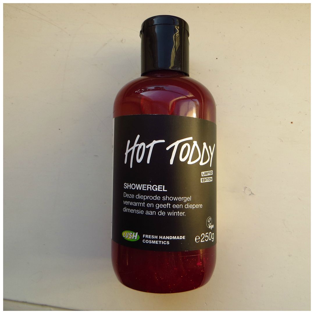 Lush Hot Toddy shower gel – Floating in Dreams