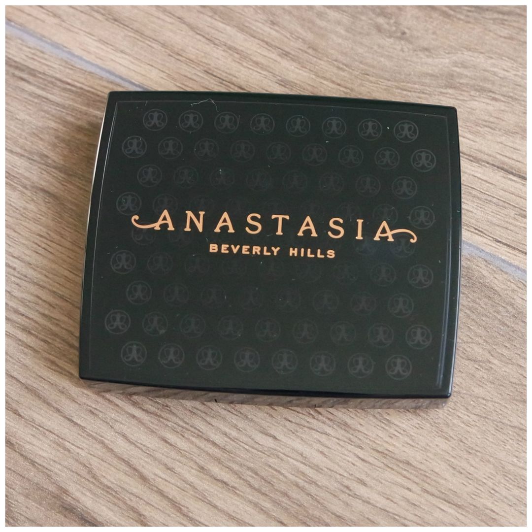anastasia beverly hills bronzer rosewood review swatch