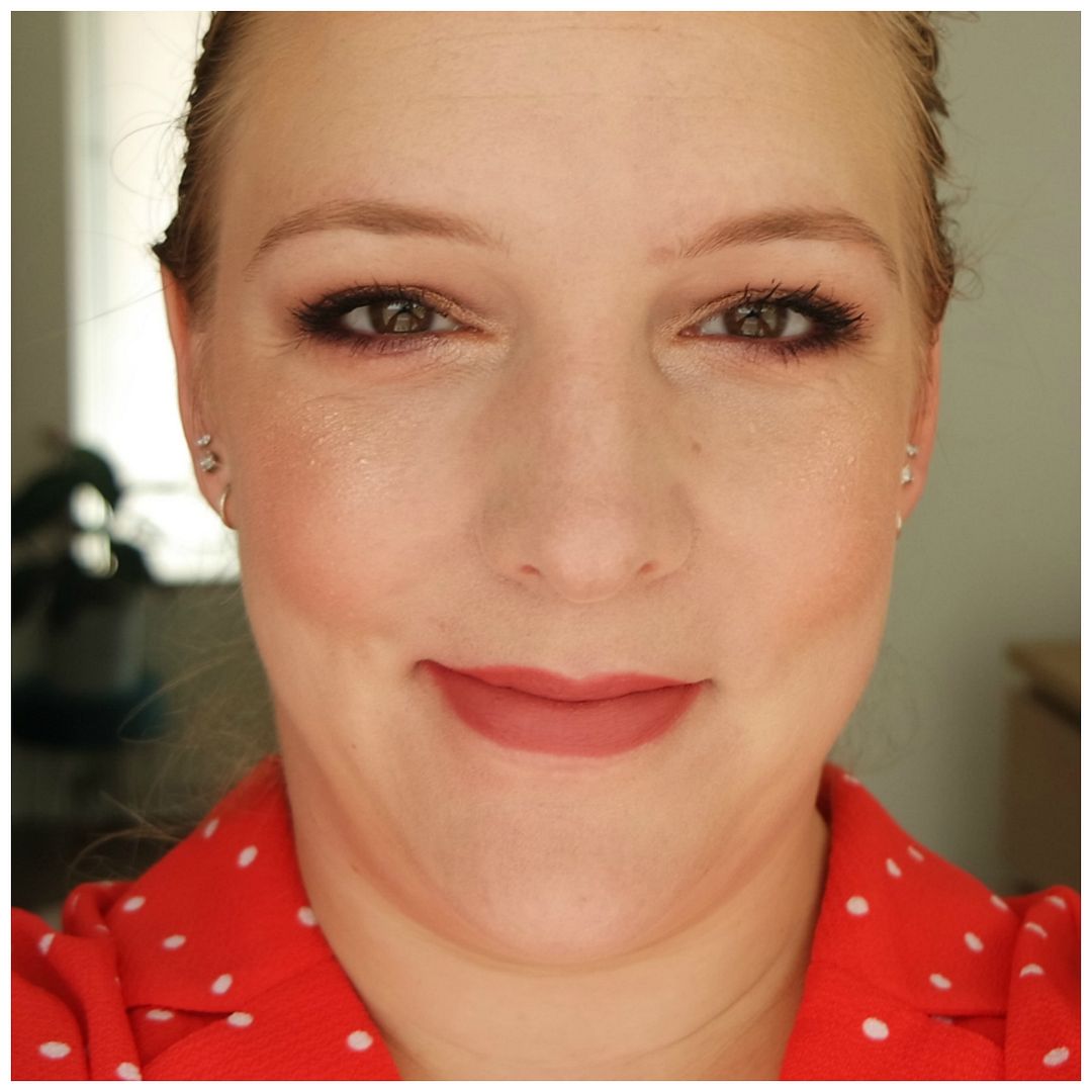 catrice clean id mineral bronzer light medium review swatch makeup look application