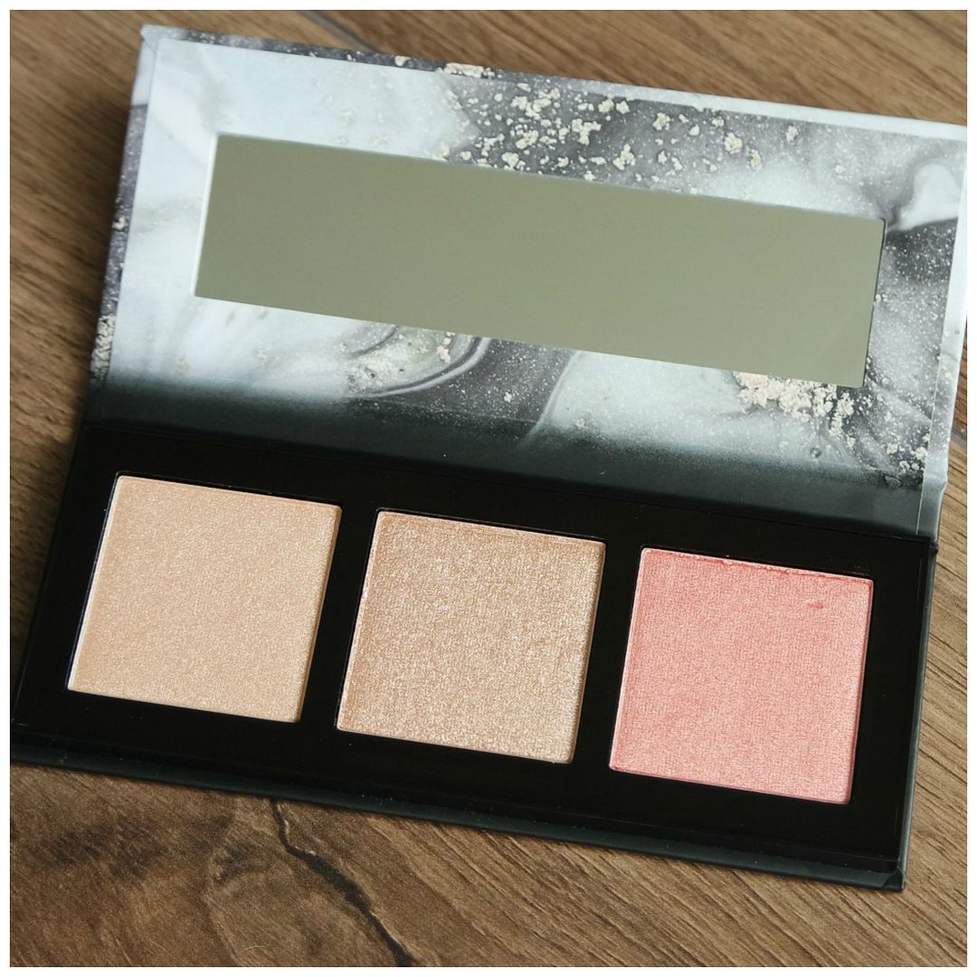 catrice luminice highligh & blush glow face palette review swatch 010 Rose Vibes Only
