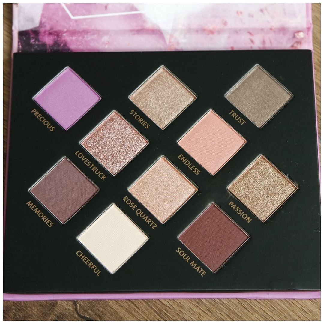catrice crystallized rose quarts eyeshadow palette review swatch look