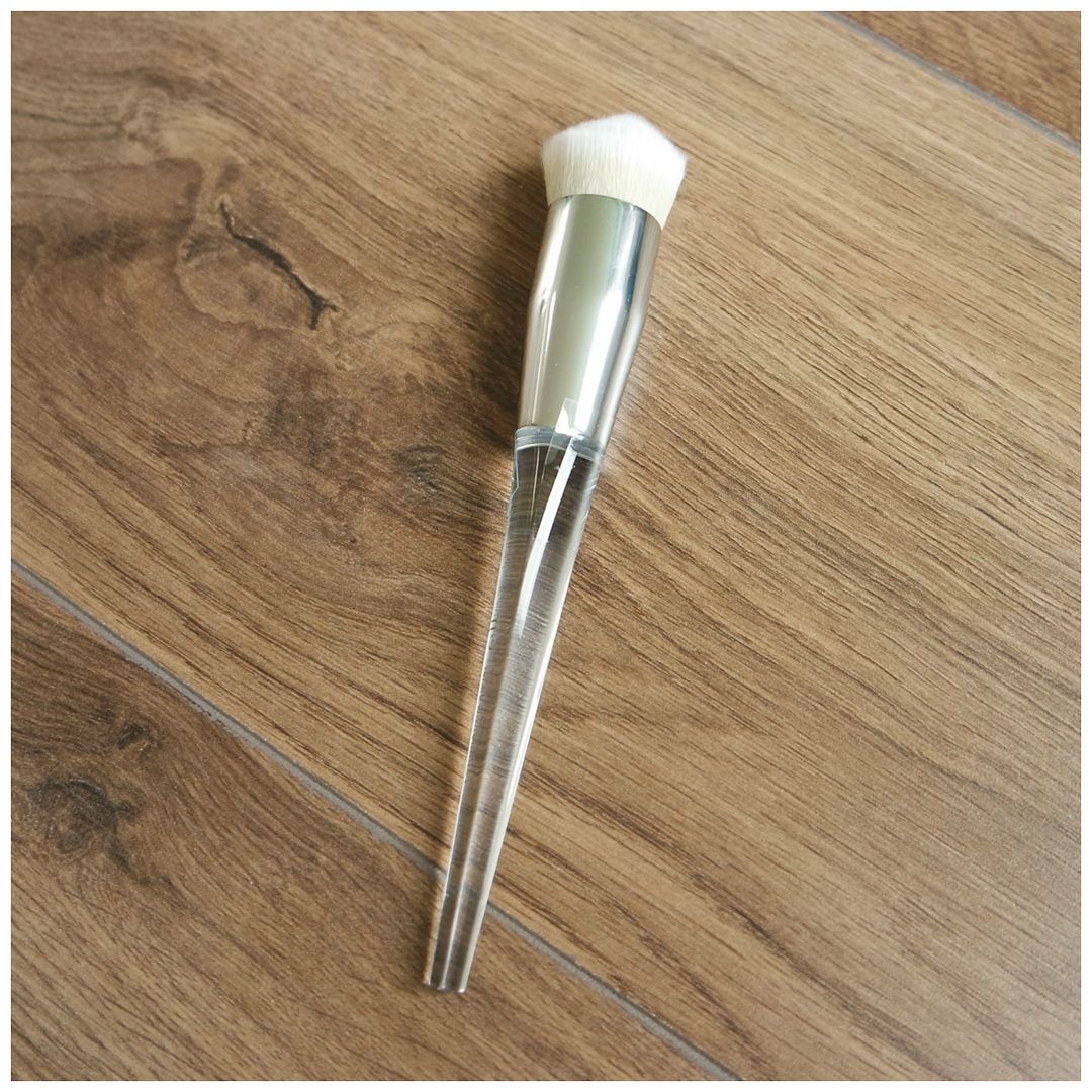 ELF Precision Swirl Foundation Brush Review ELF Precision Swirl Foundation Brush Review