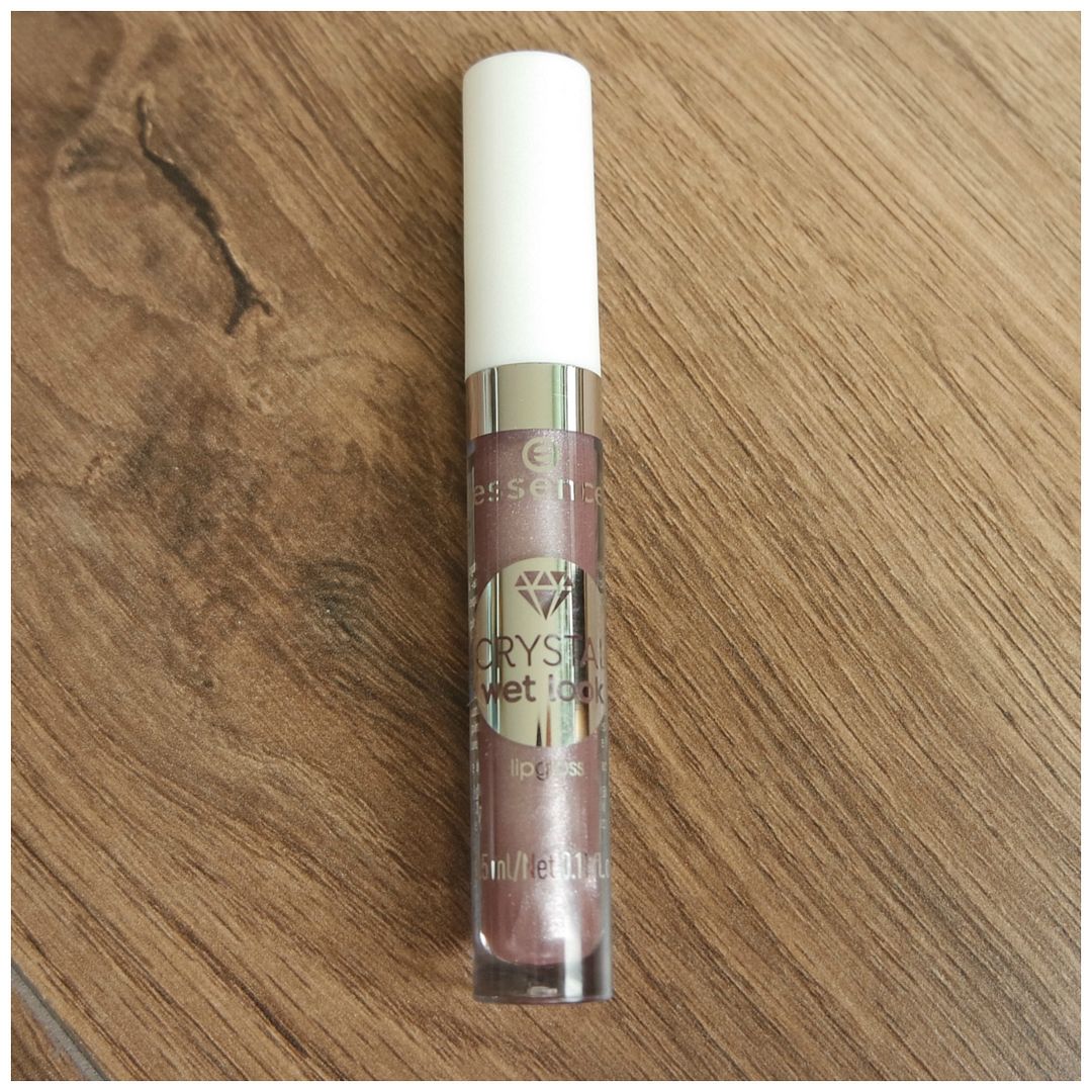 essence new 2019 lipgloss lip balm My Beauty Lip Ritual Moisturizing Crystal Wet Look soul crystal Plumping Nudes big bang review swatch