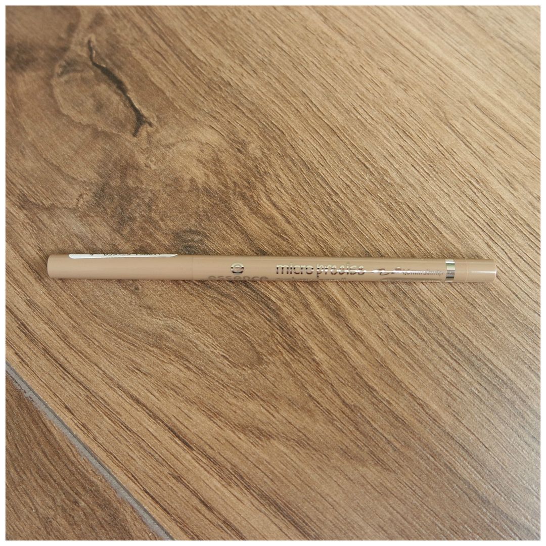Essence Micro Precise Brow Pencil Blonde review swatch