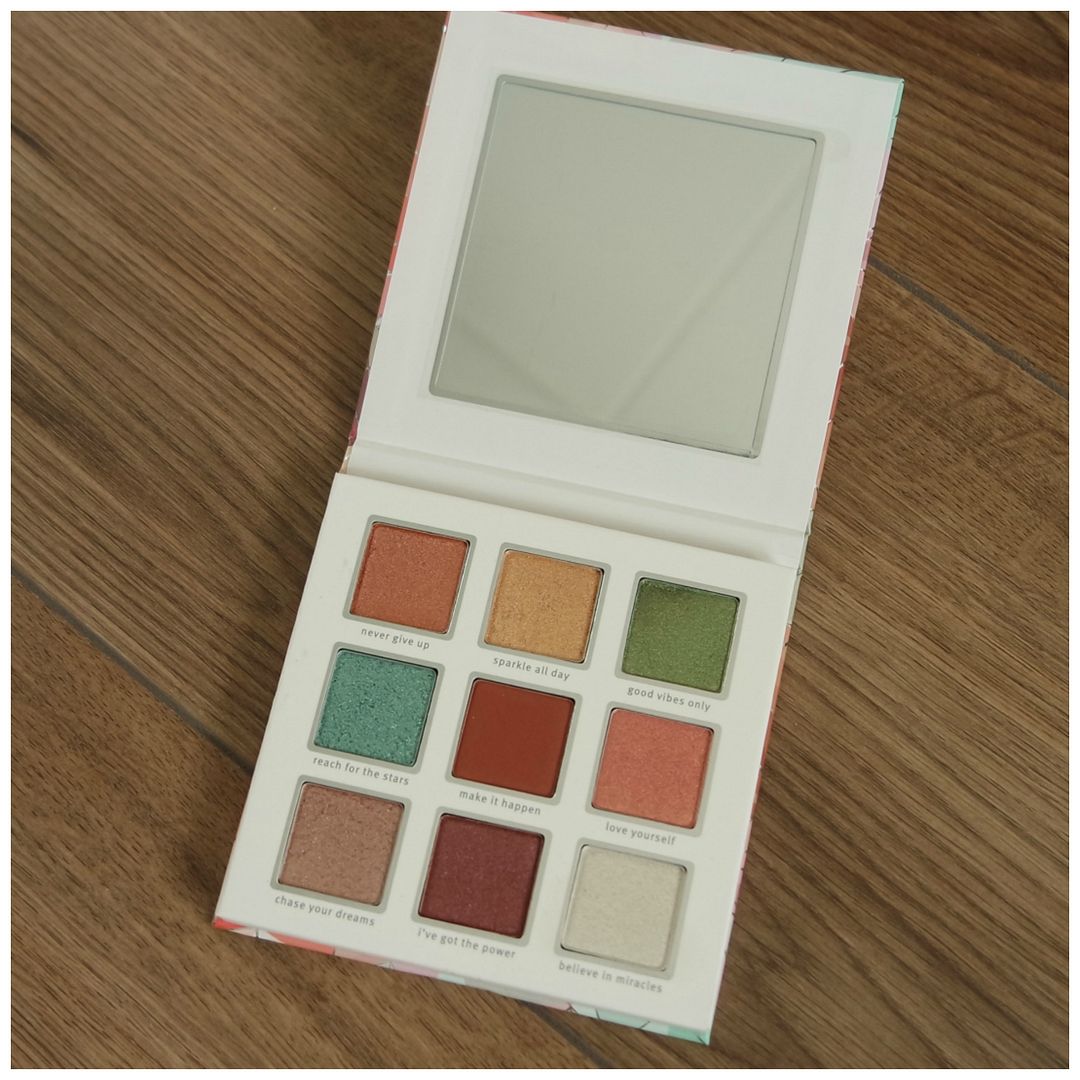 essence crystal power eyeshadow palette review swatch application makeup look