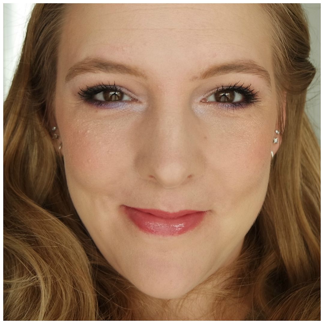Essence You Better Work primer review swatch look makeup application