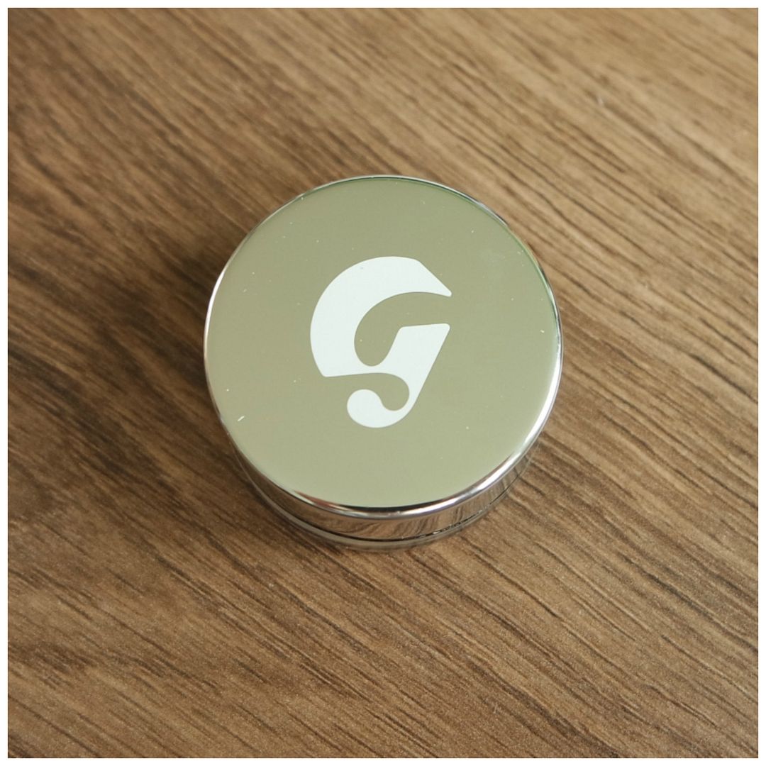 glossier stretch concealer review swatch g12 fair skin glossier stretch concealer review swatch g12 fair skin