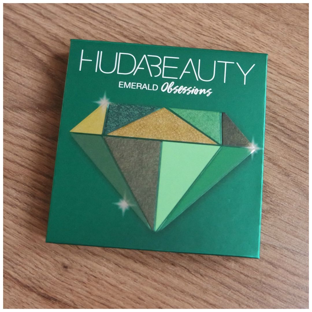 huda beauty emerald obsessions eyeshadow palette review swatch makeup look