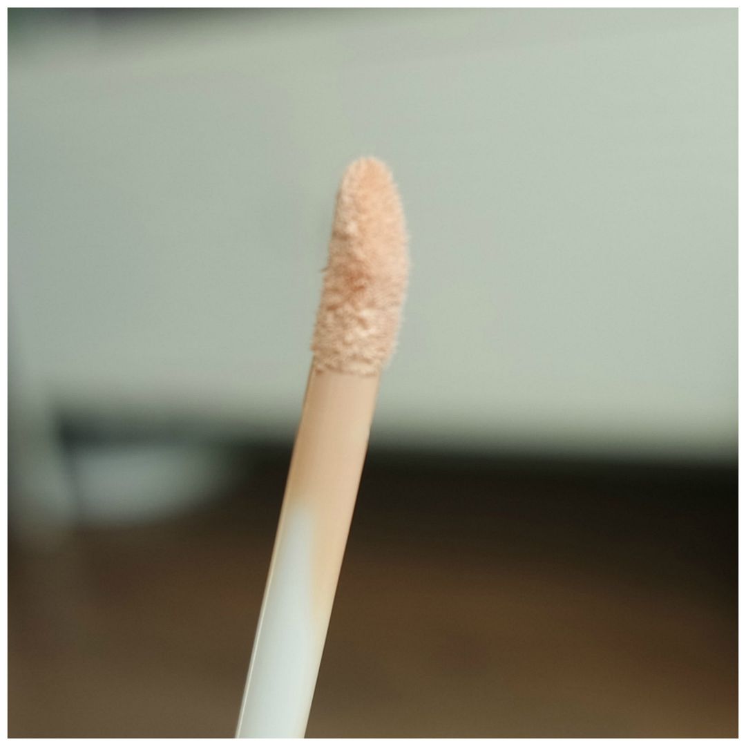 kokie be bright concealer review swatch fair skin application makeup look kokie be bright concealer review swatch fair skin application makeup look