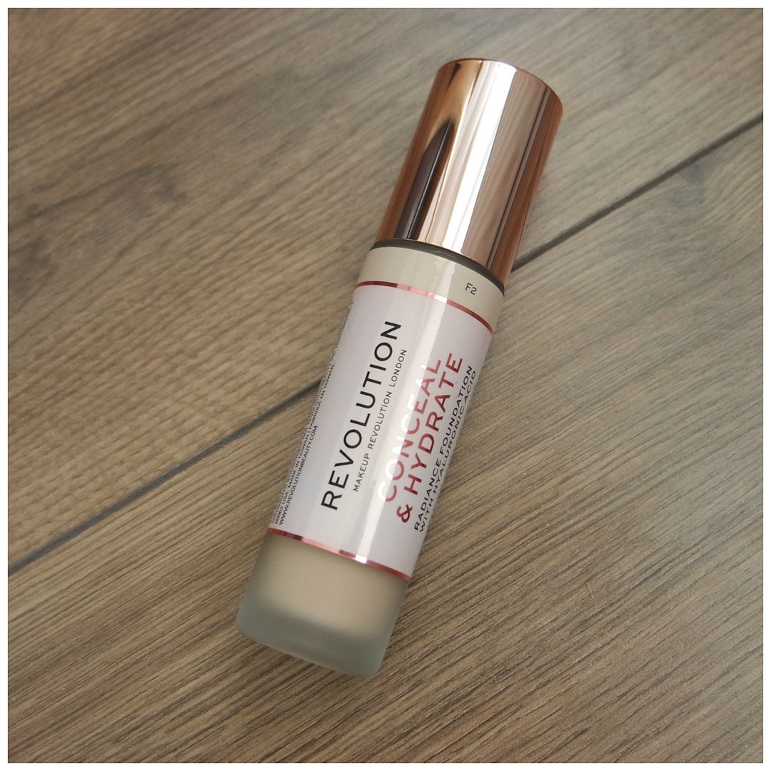 make up revolution conceal & hydrate concealer foundation c3 f2 fair dry skin review swatch application makeup look