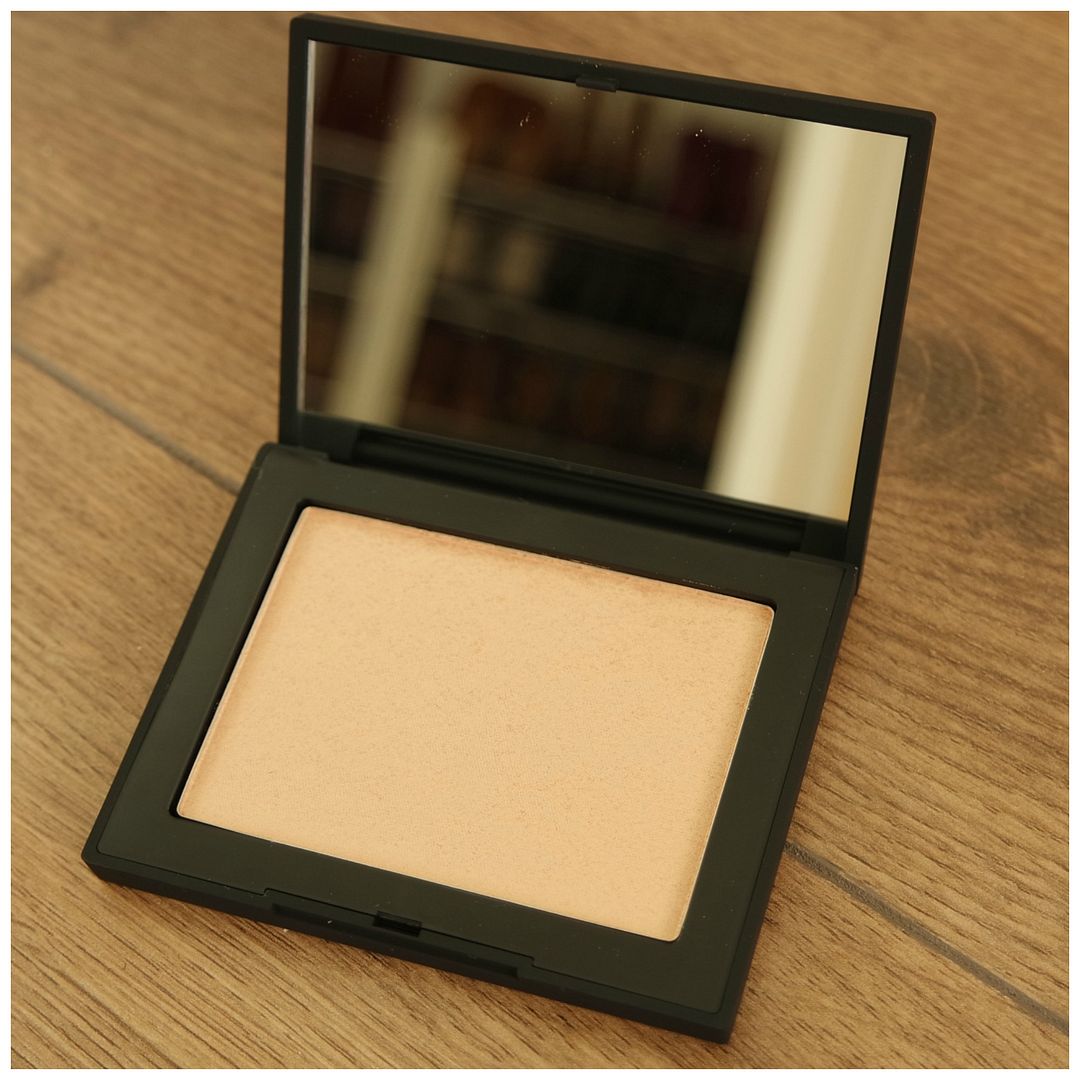 NARS Forte De France highlighter swatch review makeup look application