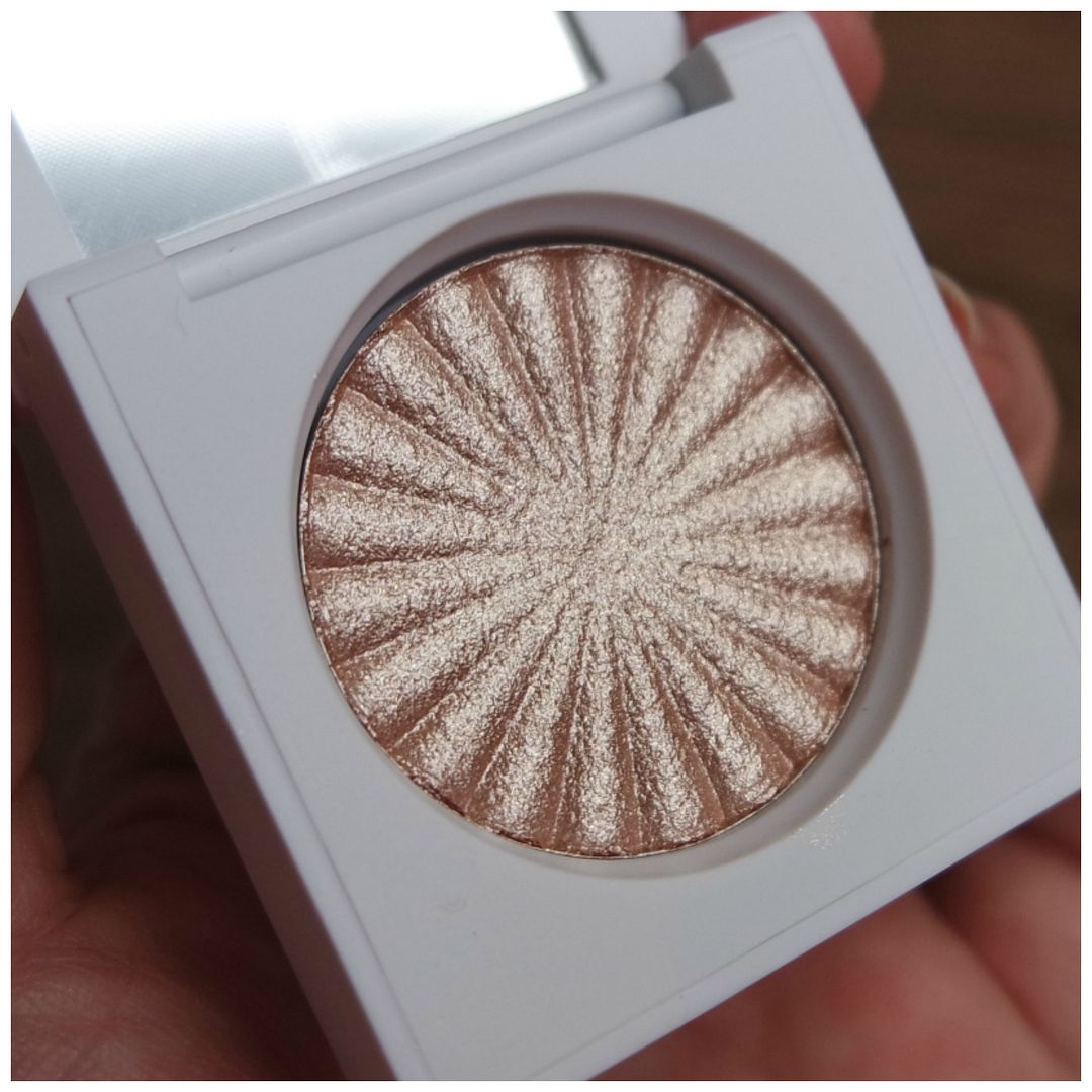 ofra blissful highlighter review swatch application makeup look