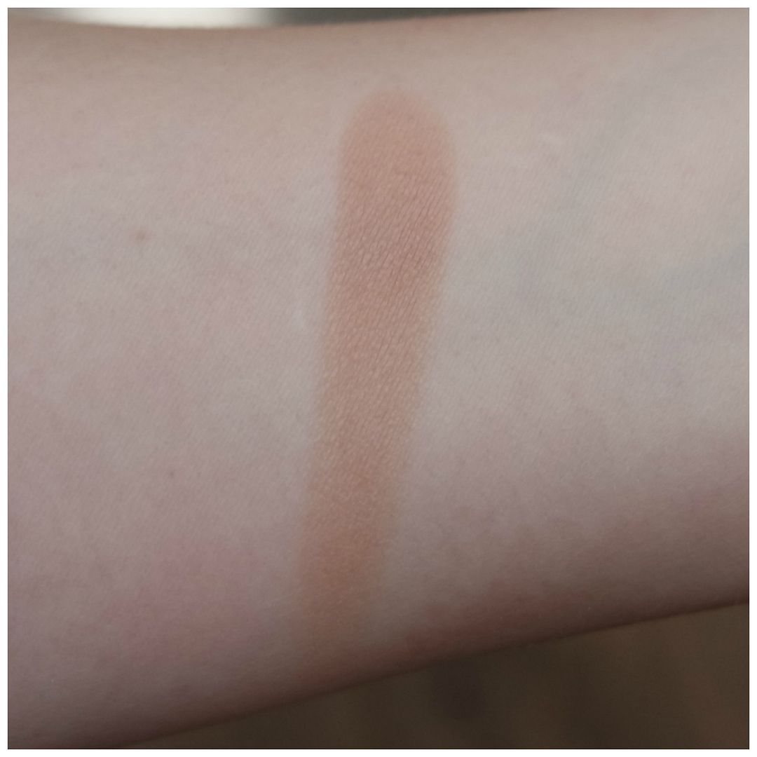 the balm take home the bronze bronzer oliver review swatch makeup look application fair skin